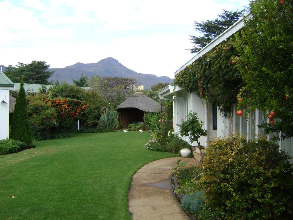 Rosewood Corner, Clarens Bed & Breakfast Eksteriør bilde