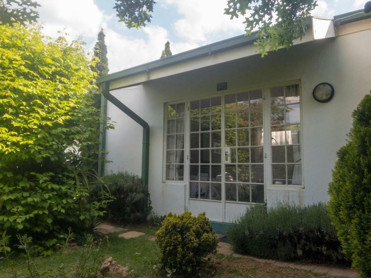 Rosewood Corner, Clarens Bed & Breakfast Eksteriør bilde